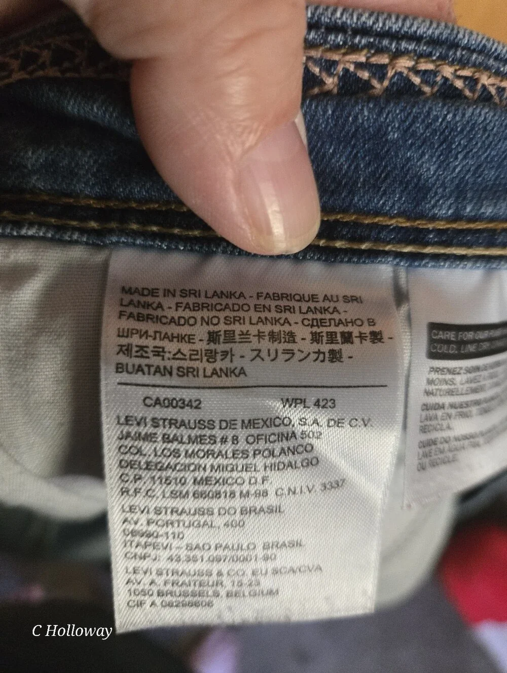 Levi's Womens Blue Denim Shorts Stretch 5-Pocket Size 12
